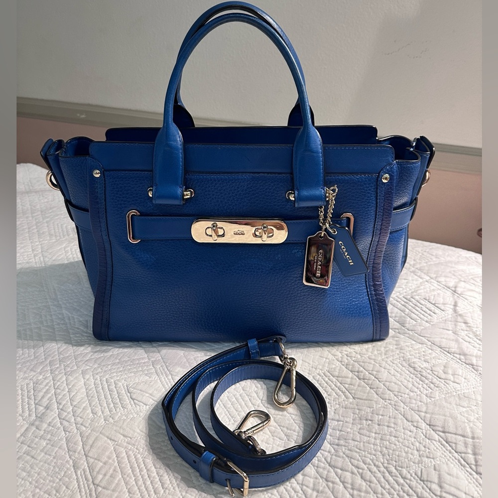 COACH Swagger Handbag